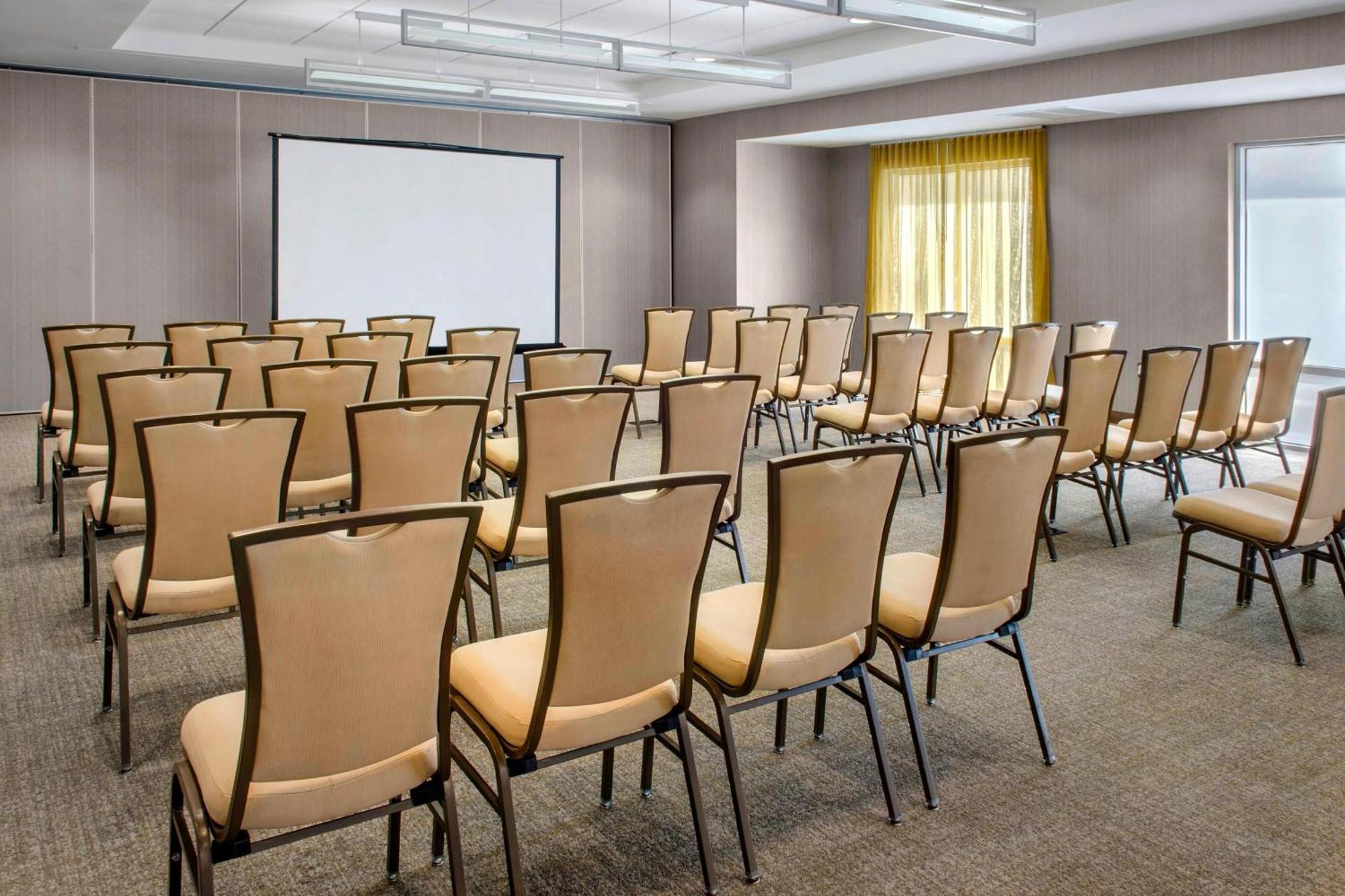 Springhill Long Island Brookhaven Hotel